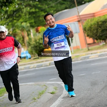 Runner Photo 3472519