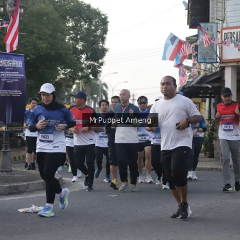 Runner Photo 3472523
