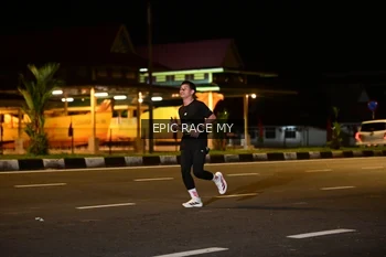 Runner Photo 3472531