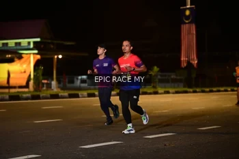 Runner Photo 3472532
