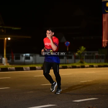 Runner Photo 3472549
