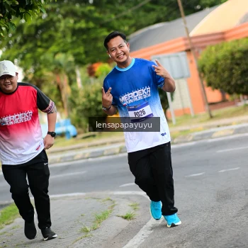 Runner Photo 3472553