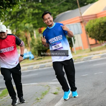 Runner Photo 3472570
