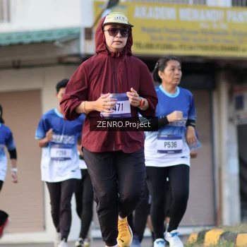 Runner Photo 3472575
