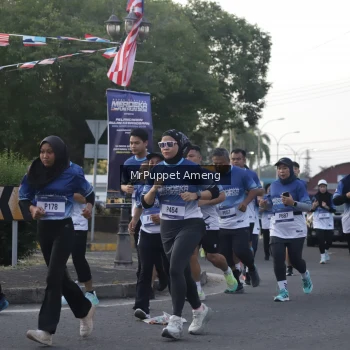 Runner Photo 3472581