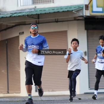 Runner Photo 3472585