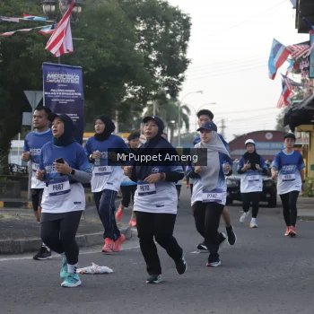 Runner Photo 3472609
