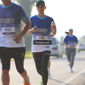 Runner Photo 3472628