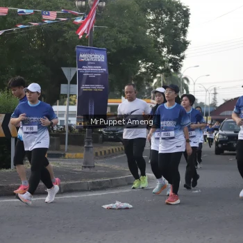 Runner Photo 3472635