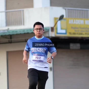 Runner Photo 3472638