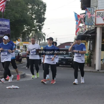 Runner Photo 3472639