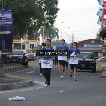 Runner Photo 3472657