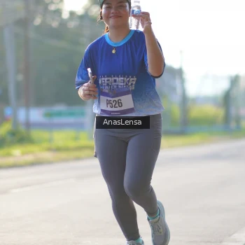 Runner Photo 3472659