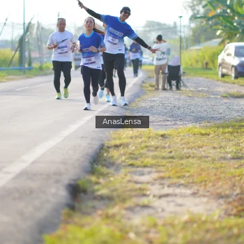 Runner Photo 3472669