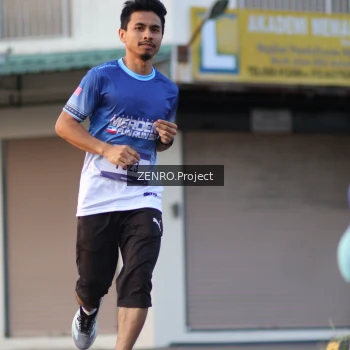 Runner Photo 3472675