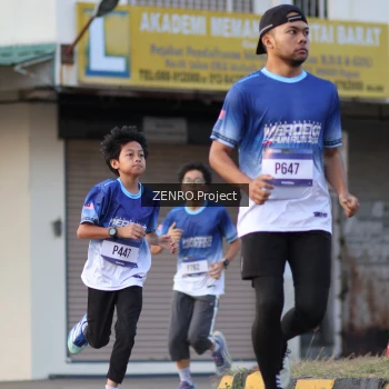 Runner Photo 3472694