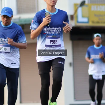 Runner Photo 3472695