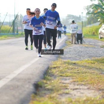 Runner Photo 3472734