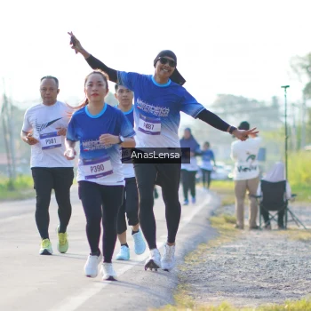 Runner Photo 3472738