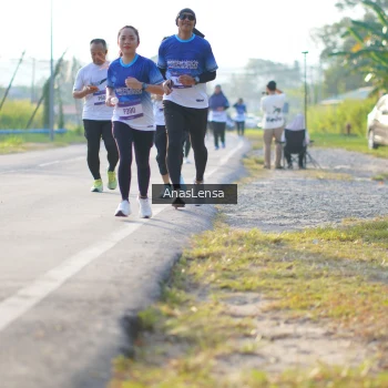 Runner Photo 3472740