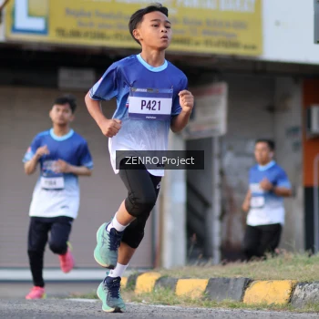 Runner Photo 3472741