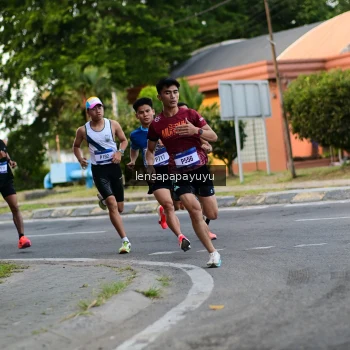 Runner Photo 3472749