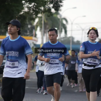 Runner Photo 3472771