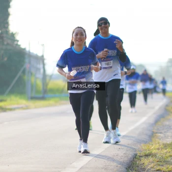 Runner Photo 3472784