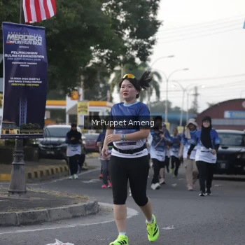 Runner Photo 3472787