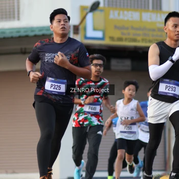 Runner Photo 3472791