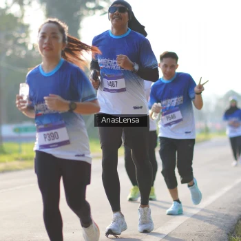 Runner Photo 3472794