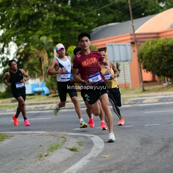 Runner Photo 3472795
