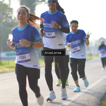 Runner Photo 3472799