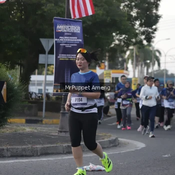 Runner Photo 3472803