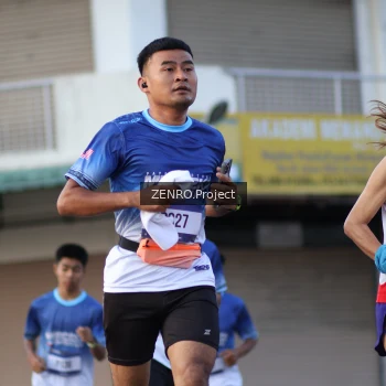 Runner Photo 3472815
