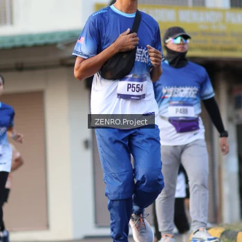 Runner Photo 3472827