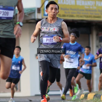 Runner Photo 3472828