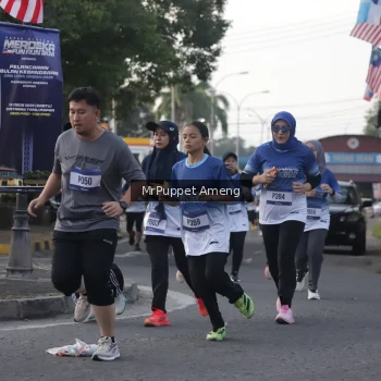 Runner Photo 3472831
