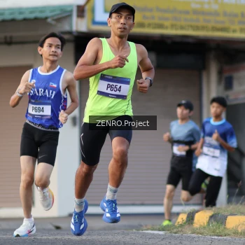Runner Photo 3472836