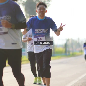 Runner Photo 3472841