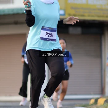 Runner Photo 3472845