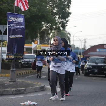 Runner Photo 3472849