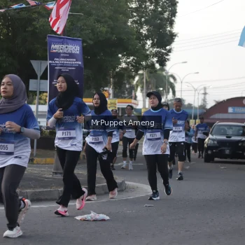 Runner Photo 3472856