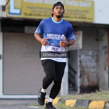 Runner Photo 3472859
