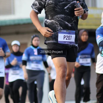 Runner Photo 3472868