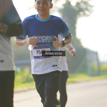 Runner Photo 3472869