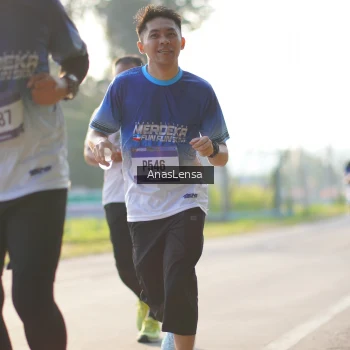 Runner Photo 3472870