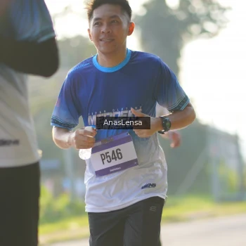 Runner Photo 3472872