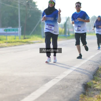 Runner Photo 3472890