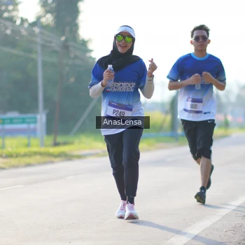Runner Photo 3472897